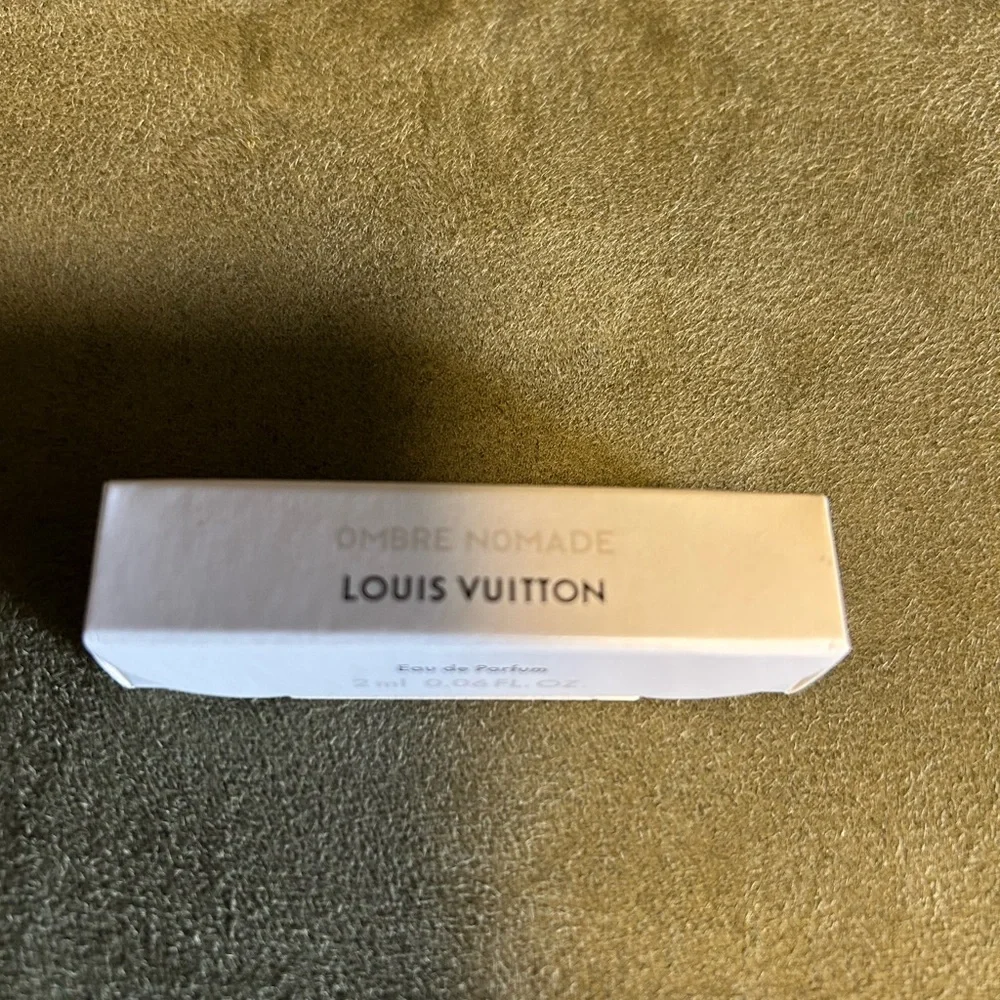 Louis Vuitton Leather Luggage Tag, Wallet Dustbag and Ombre Nomade BUNDLE!! - Picture 10 of 11